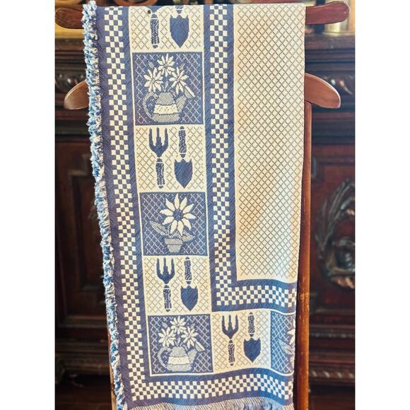 Vintage Country Kitchen Woven Tapestry Rug / Wall Hanging – Garden Motif - Picture 3 of 4